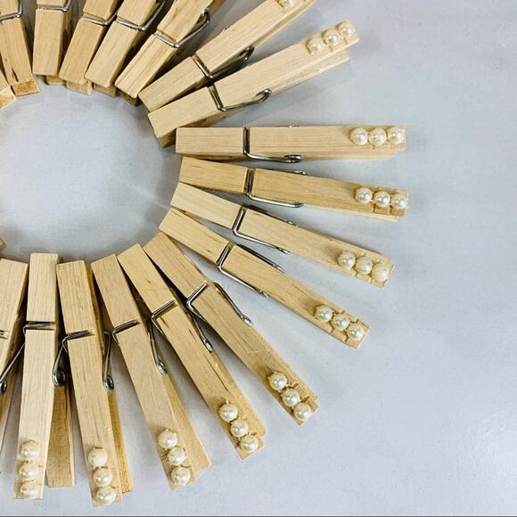 25 Decorative Bridal Pearl Embellished Clothespins Dorm Bedroom Office - Picture 4 of 5